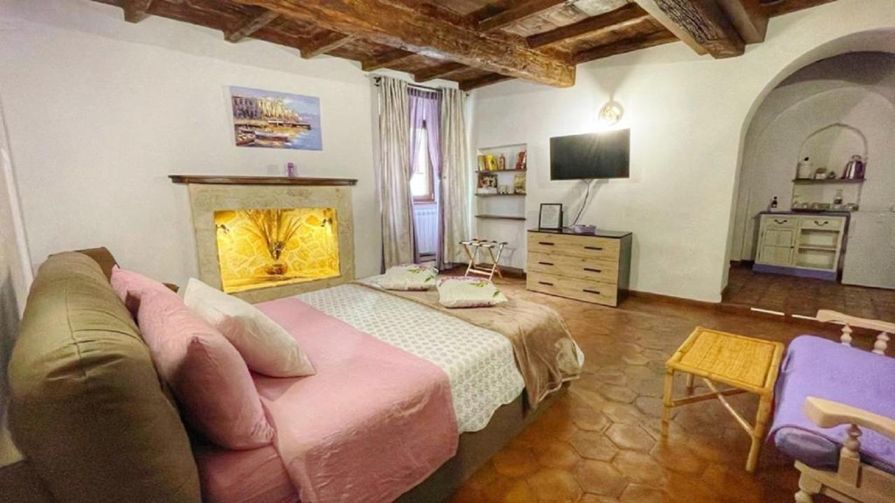 Casa Del Glicine-Monolocale Centro Storico Con Parcheggio Gratuito, E Self Check-In Leilighet Bagnoregio Eksteriør bilde